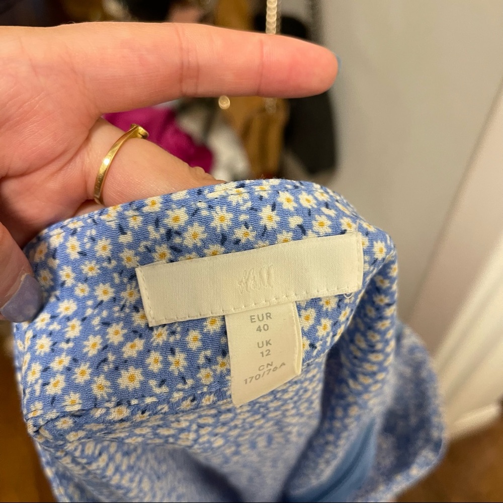 H&M blue floral maxi skirt
